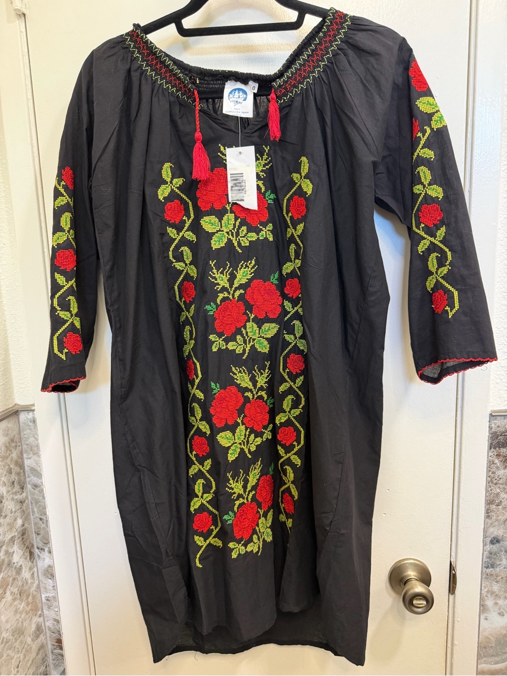 Village Venture Black Floral Embroidered Tunic Dress Size 40 NWT